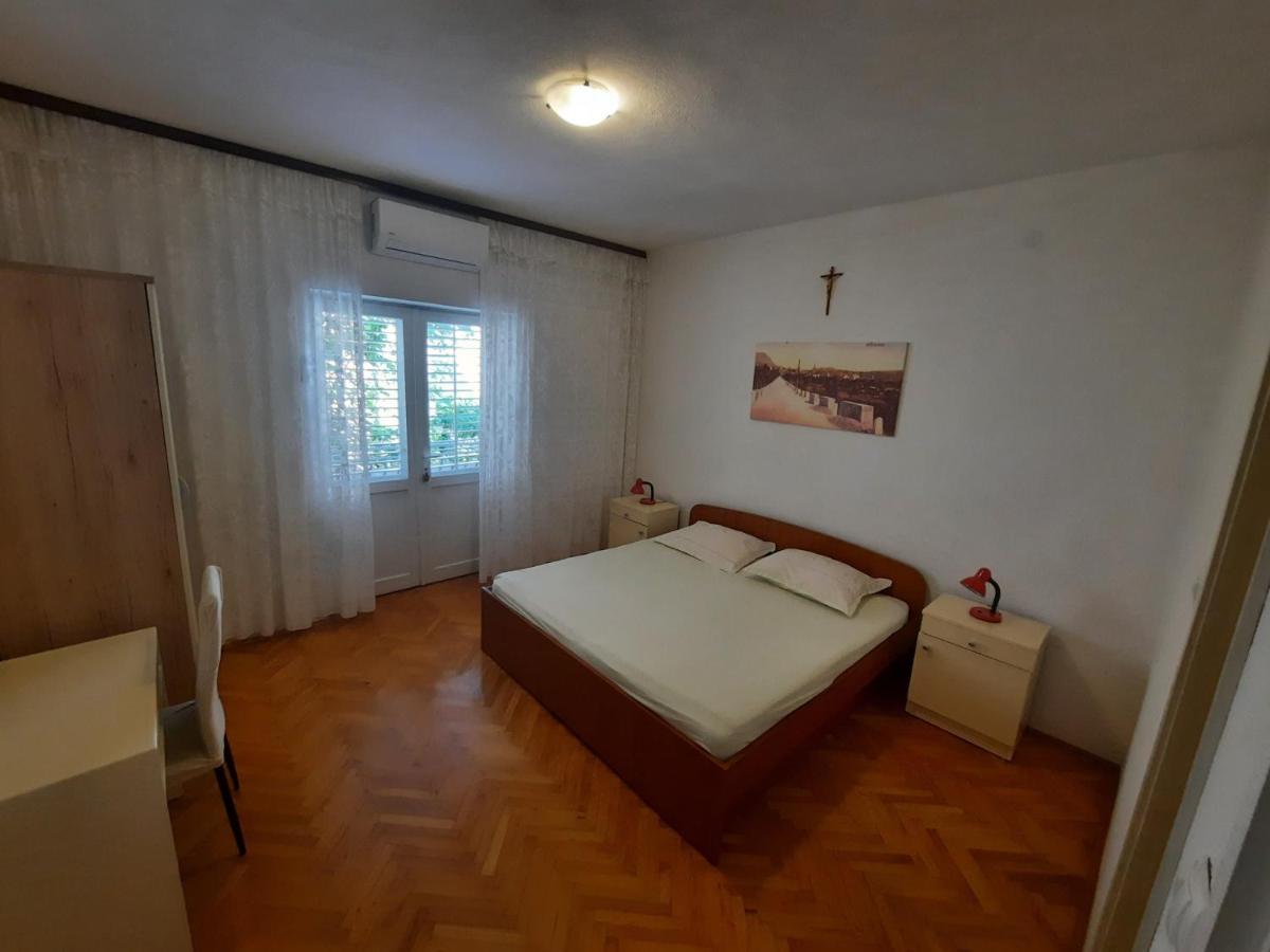Apartments With A Parking Space Makarska - 12211 ภายนอก รูปภาพ