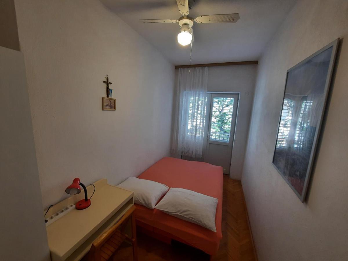 Apartments With A Parking Space Makarska - 12211 ภายนอก รูปภาพ