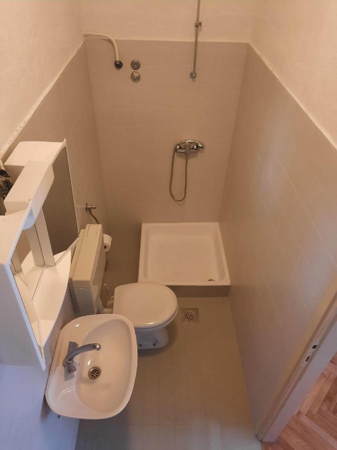 Apartments With A Parking Space Makarska - 12211 ภายนอก รูปภาพ
