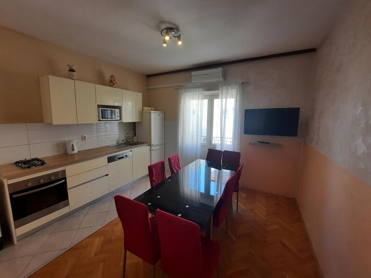 Apartments With A Parking Space Makarska - 12211 ภายนอก รูปภาพ