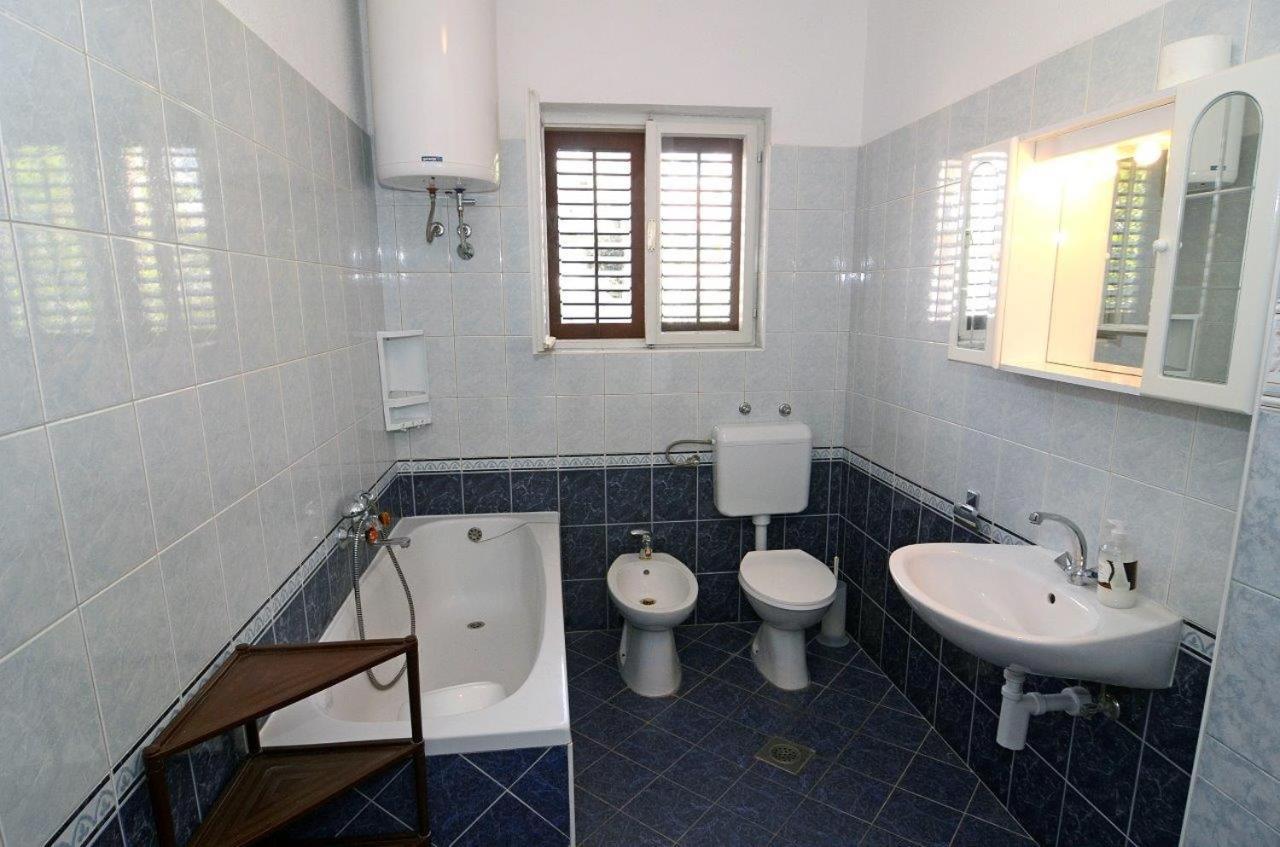 Apartments With A Parking Space Makarska - 12211 ภายนอก รูปภาพ
